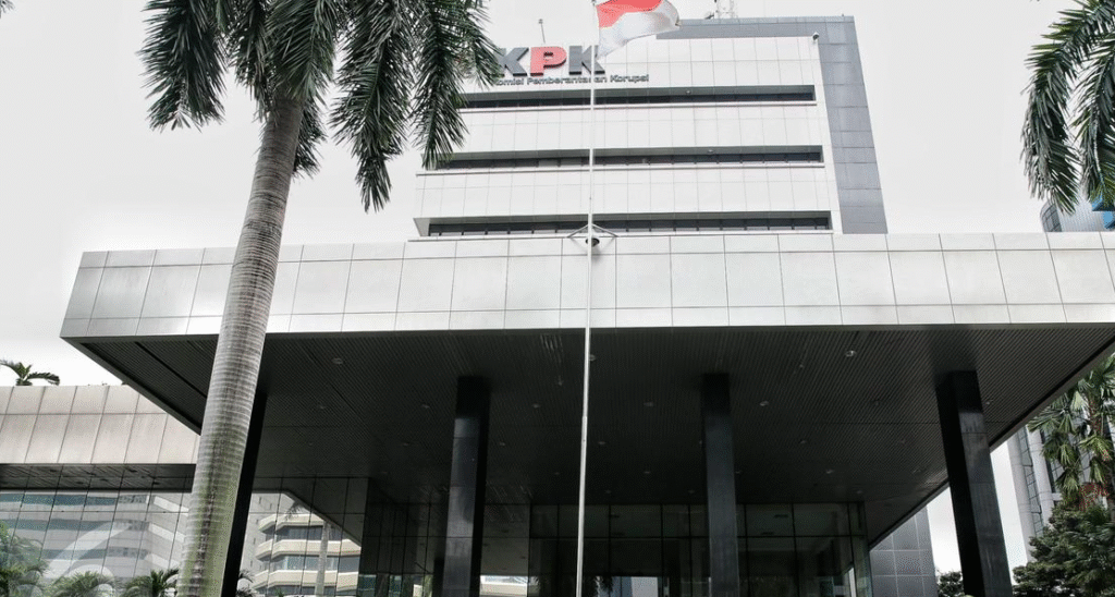 PT Blueray dan John Field