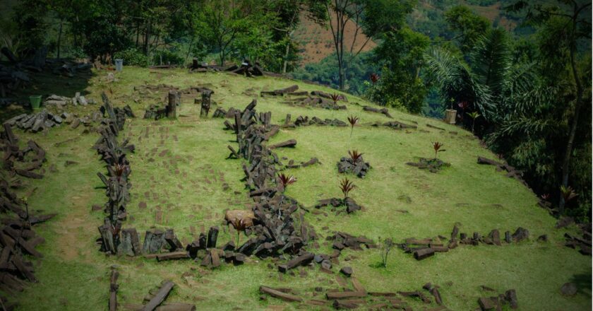 Gunung Padang dan Ketegasan Indonesia Menafsir Ulang Akar Peradabannya