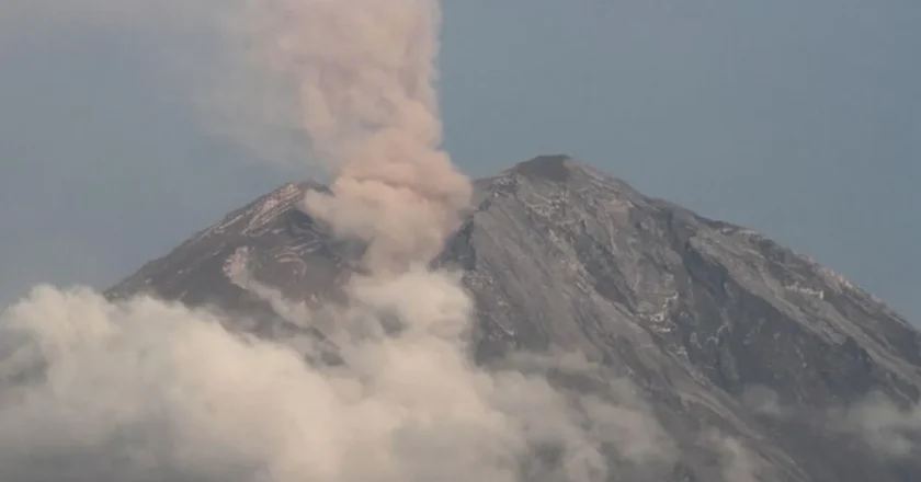 Kedaulatan Keselamatan Rakyat Utama Saat Semeru Erupsi 3.000 Meter