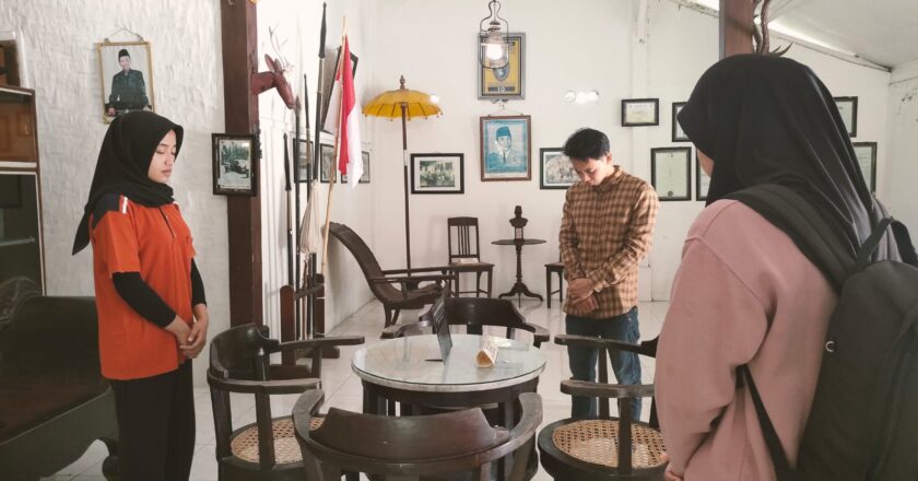 Strategi Ndalem Pojok Kediri Bangun Jati Diri Melalui Wisata Bisu