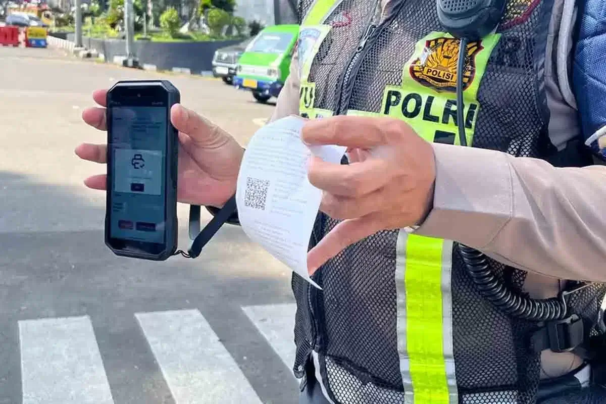 ETLE Handheld Barcode dan print out