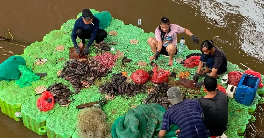 Penangkapan Ikan Sapu-Sapu di Kali Cideng Ungkap Ancaman Lingkungan