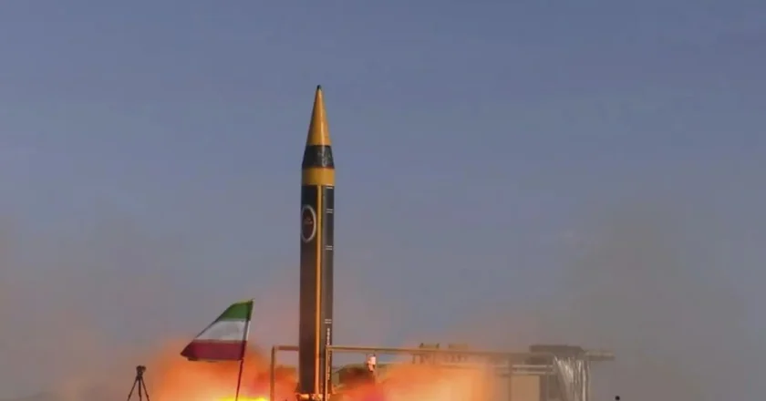 Kuwait Siaga Usai Cegat Rudal dan Drone Iran Dekat Pangkalan AS