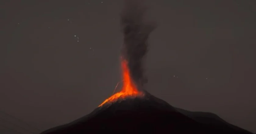 Gunung Lewotobi Laki-laki Kembali Erupsi, Warga Diminta Waspada